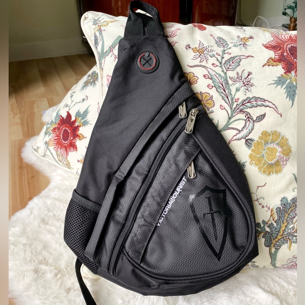 NWOT VICTORIA TOURIST Black sling back backpack